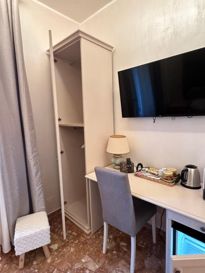 Comforthouse Lavilla Ladispoli Eksteriør billede